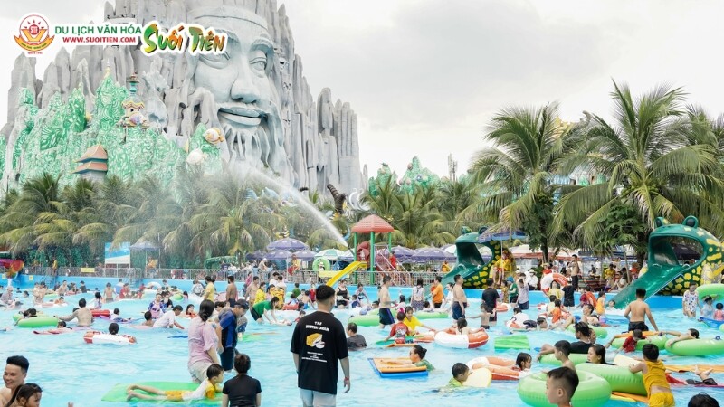 Biển nhân tạo Tiên Đồng - Ngọc Nữ tại Khu du lịch Suối Tiên