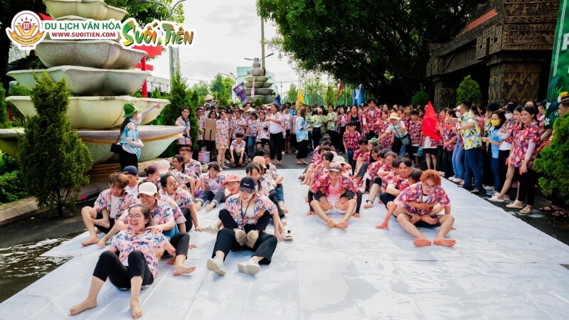 Kết sức mạnh nối thành công khẳng định tinh thần tập thể là nền tảng để đạt mục tiêu chung