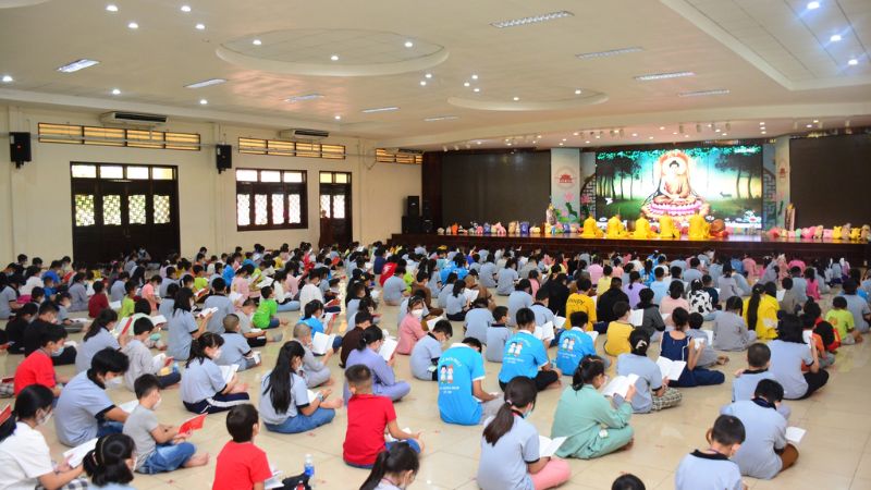 Ng&agrave;y tu sinh vi&ecirc;n tại ch&ugrave;a Hoằng Ph&aacute;p gi&uacute;p c&aacute;c bạn trẻ hướng thiện (Nguồn: Sưu Tầm)