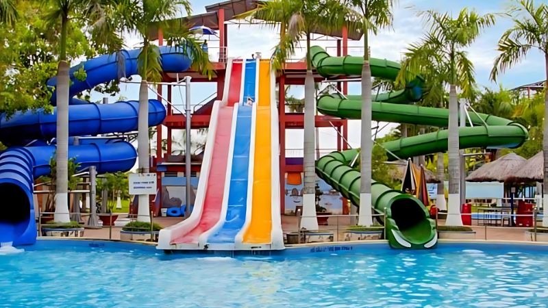 Công viên nước Củ Chi cảm giác lướt sóng mạnh mẽ trong không gian mở (Nguồn: Sưu Tầm)