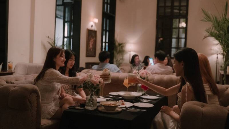 Quán cà phê lãng mạn tại Sài Gòn tạo nên những buổi hẹn hò riêng tư (Nguồn: Sưu tầm)