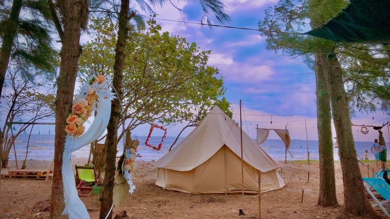 Biển Cần Giờ là nơi lý tưởng để dựng lều cắm trại (Nguồn: Sưu tầm) Biển Cần Giờ là nơi lý tưởng để dựng lều cắm trại (Nguồn: Sưu tầm)
