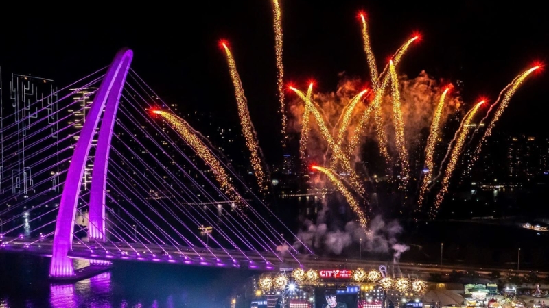 Địa điểm ngắm pháo hoa, xem countdown đón năm mới (Nguồn: Sưu Tầm)
