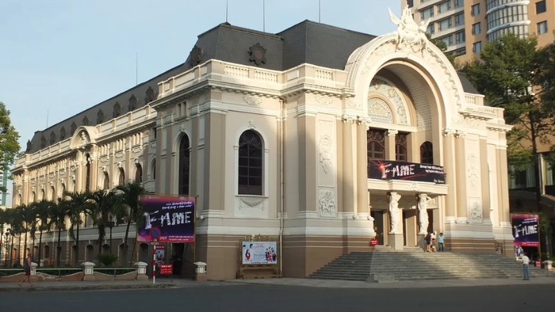 Nhà hát thành phố tráng lệ, trung tâm văn hóa nghệ thuật đẳng cấp (Nguồn: Sưu tầm) Nhà hát thành phố tráng lệ, trung tâm văn hóa nghệ thuật đẳng cấp (Nguồn: Sưu tầm)