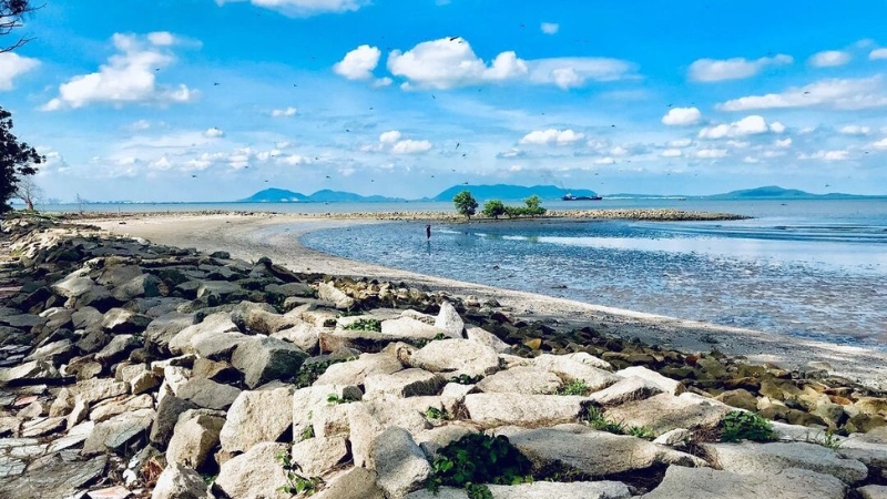 Biển Cần Giờ yên bình là điểm đến lý tưởng để thư giãn và dã ngoại ngày Tết (Nguồn: Sưu tầm) Biển Cần Giờ yên bình là điểm đến lý tưởng để thư giãn và dã ngoại ngày Tết (Nguồn: Sưu tầm)