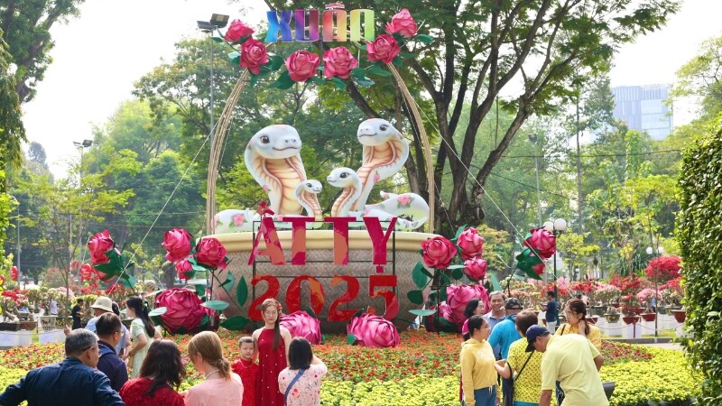 Hội hoa xuân Tao Đàn rực rỡ sắc màu là khu vườn nghệ thuật cho gia đình dịp Tết (Nguồn: Sưu tầm) Hội hoa xuân Tao Đàn rực rỡ sắc màu là khu vườn nghệ thuật cho gia đình dịp Tết (Nguồn: Sưu tầm)
