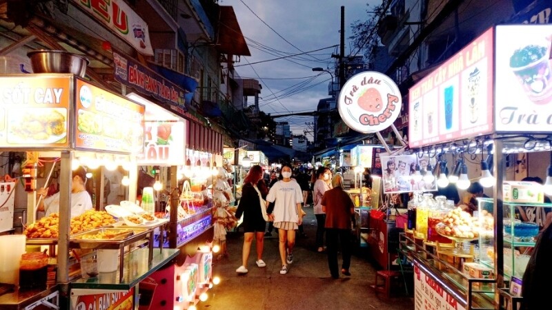 Trải nghiệm ẩm thực độc đáo tại chợ Hồ Thị Kỷ Trải nghiệm ẩm thực độc đáo tại chợ Hồ Thị Kỷ