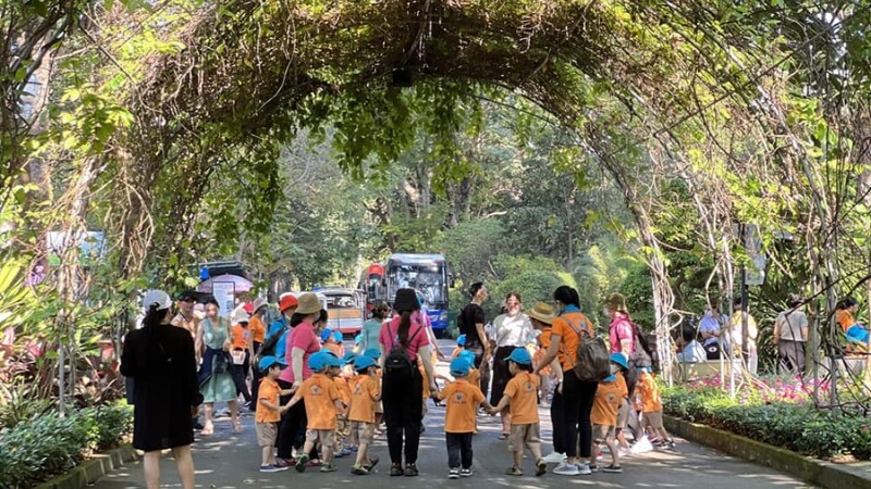 Thảo Cầm Viên là địa điểm đi chơi Sài Gòn lý tưởng cho gia đình và trường học Thảo Cầm Viên là địa điểm đi chơi Sài Gòn lý tưởng cho gia đình và trường học