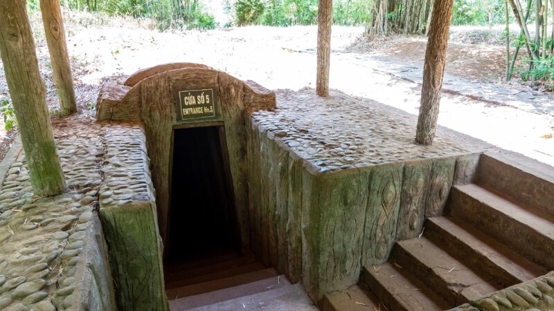 Trải nghiệm lịch sử tại Địa đạo Củ Chi Trải nghiệm lịch sử tại Địa đạo Củ Chi