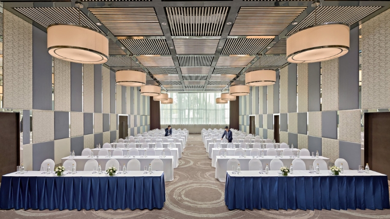 Không gian phòng hội nghị tại Novotel Saigon