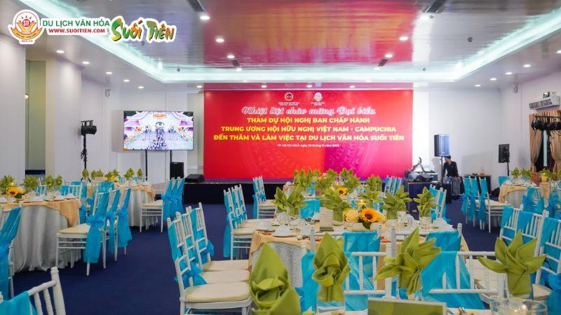 Nhiều đơn vị chọn tổ chức sự kiện tại khu du lịch Suối Tiên