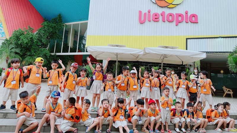 Các bạn nhỏ tham gia trải nghiệm tại Vietopia Các bạn nhỏ tham gia trải nghiệm tại Vietopia