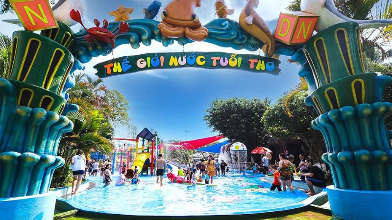 Công viên nước Đầm Sen (Nguồn: Sưu Tầm) Công viên nước Đầm Sen (Nguồn: Sưu Tầm)