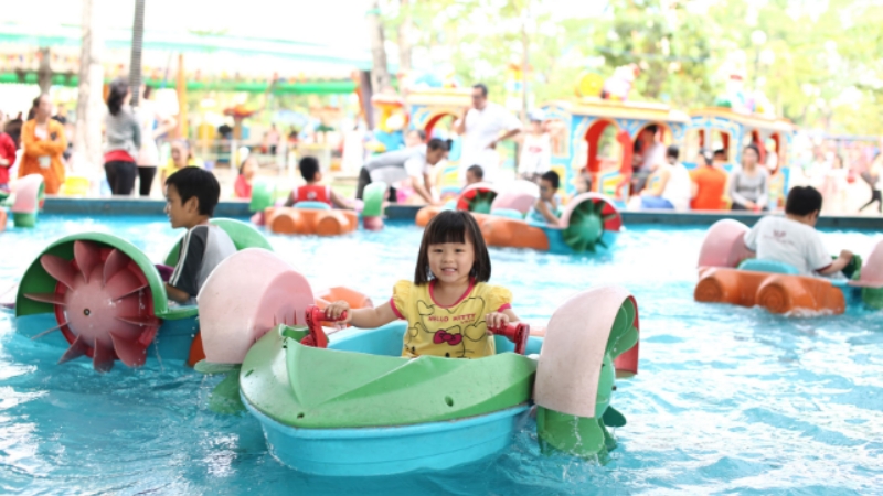 Khu vui chơi ngoài trời Thỏ Trắng (Nguồn: Sưu Tầm) Khu vui chơi ngoài trời Thỏ Trắng (Nguồn: Sưu Tầm)