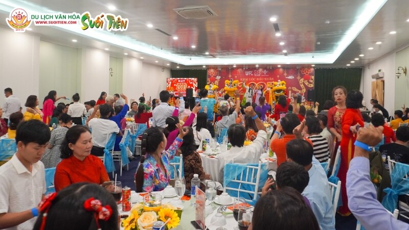 Kịch bản Year End Party linh hoạt, doanh nghiệp có thể thiết kế theo văn hóa riêng