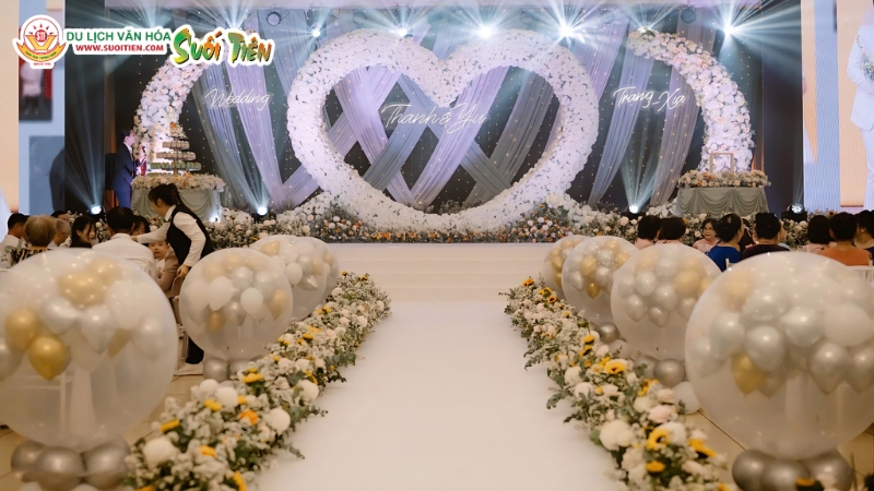 Mẫu phong cách trang trí và concept sảnh tiệc theo sở thích cá nhân tại nhà hàng Diamond Palace Suối Tiên