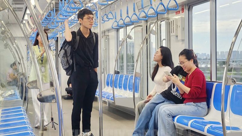 Kh&ocirc;ng gian toa t&agrave;u rộng r&atilde;i của metro số 1 Bến Th&agrave;nh Suối Ti&ecirc;n