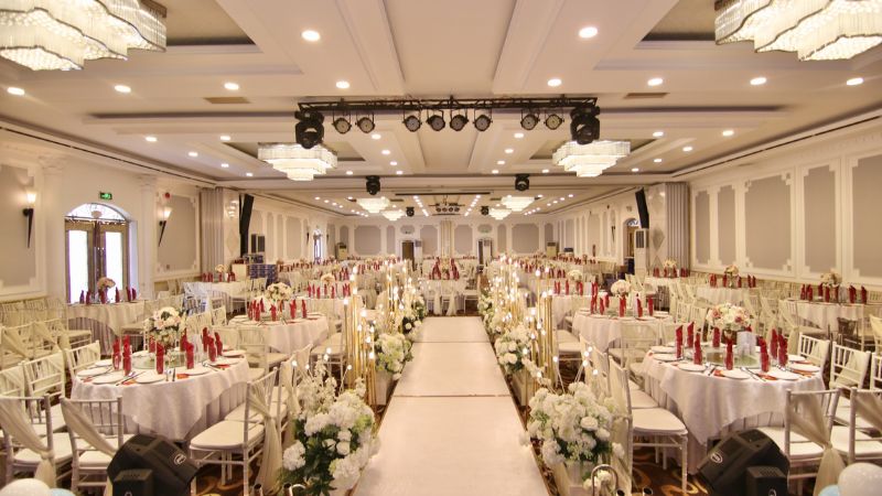 Sảnh tiệc sang trọng White House được nhiều khách hàng lựa chọn (Nguồn: Sưu Tầm)