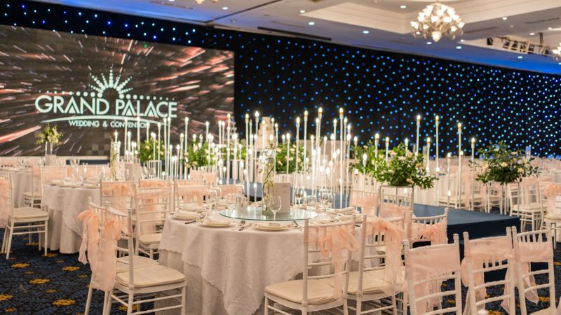 Không gian sang trọng, hiện đại tại nhà hàng tiệc cưới Grand Palace (Nguồn: Sưu Tầm)