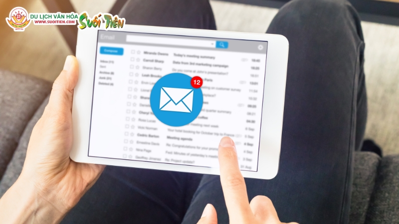 Suối Tiên sẽ gửi thông tin xác nhận đặt vé thành công qua Email