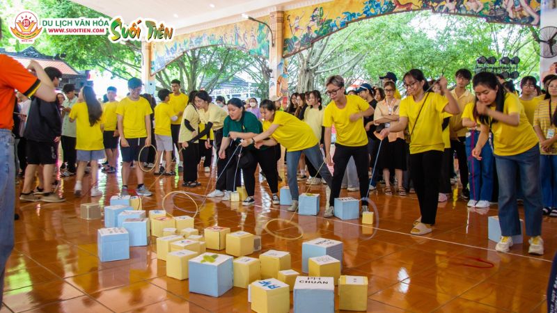 Tổ chức team building trong nhà phù hợp với doanh nghiệp quy mô nhỏ