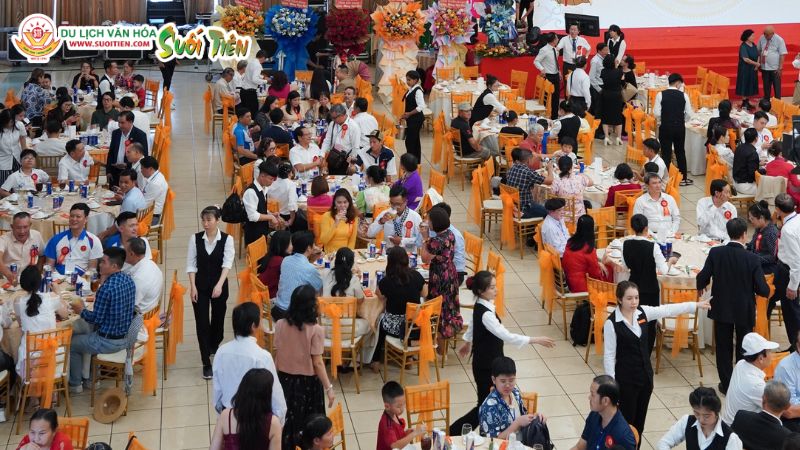Địa điểm tổ chức team building có kết hợp dịch vụ ăn uống được nhiều doanh nghiệp lựa chọn Địa điểm tổ chức team building có kết hợp dịch vụ ăn uống được nhiều doanh nghiệp lựa chọn