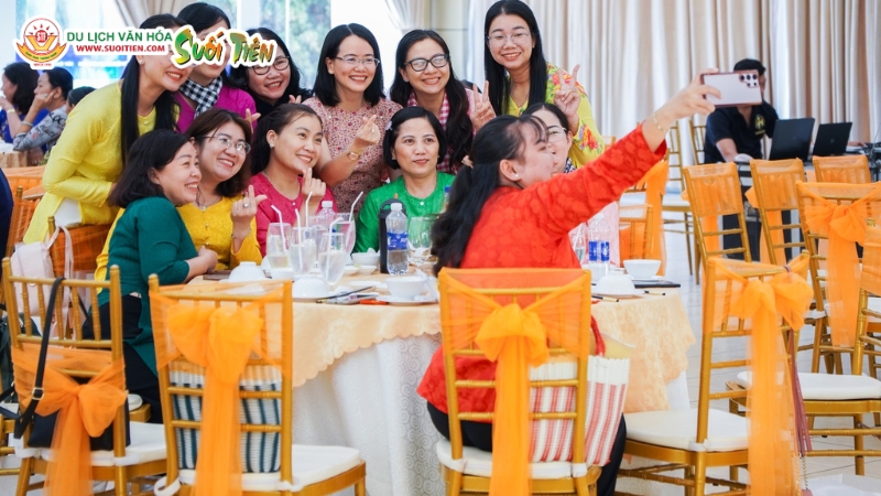 Tổ chức tiệc kỷ niệm thành lập công ty trọn gói tại Suối Tiên với kịch bản chương trình đặc sắc