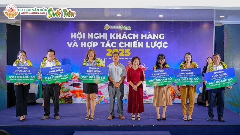 Tổ chức tiệc hội nghị tri ân khách hàng trọn gói tại Suối Tiên với không gian đẳng cấp