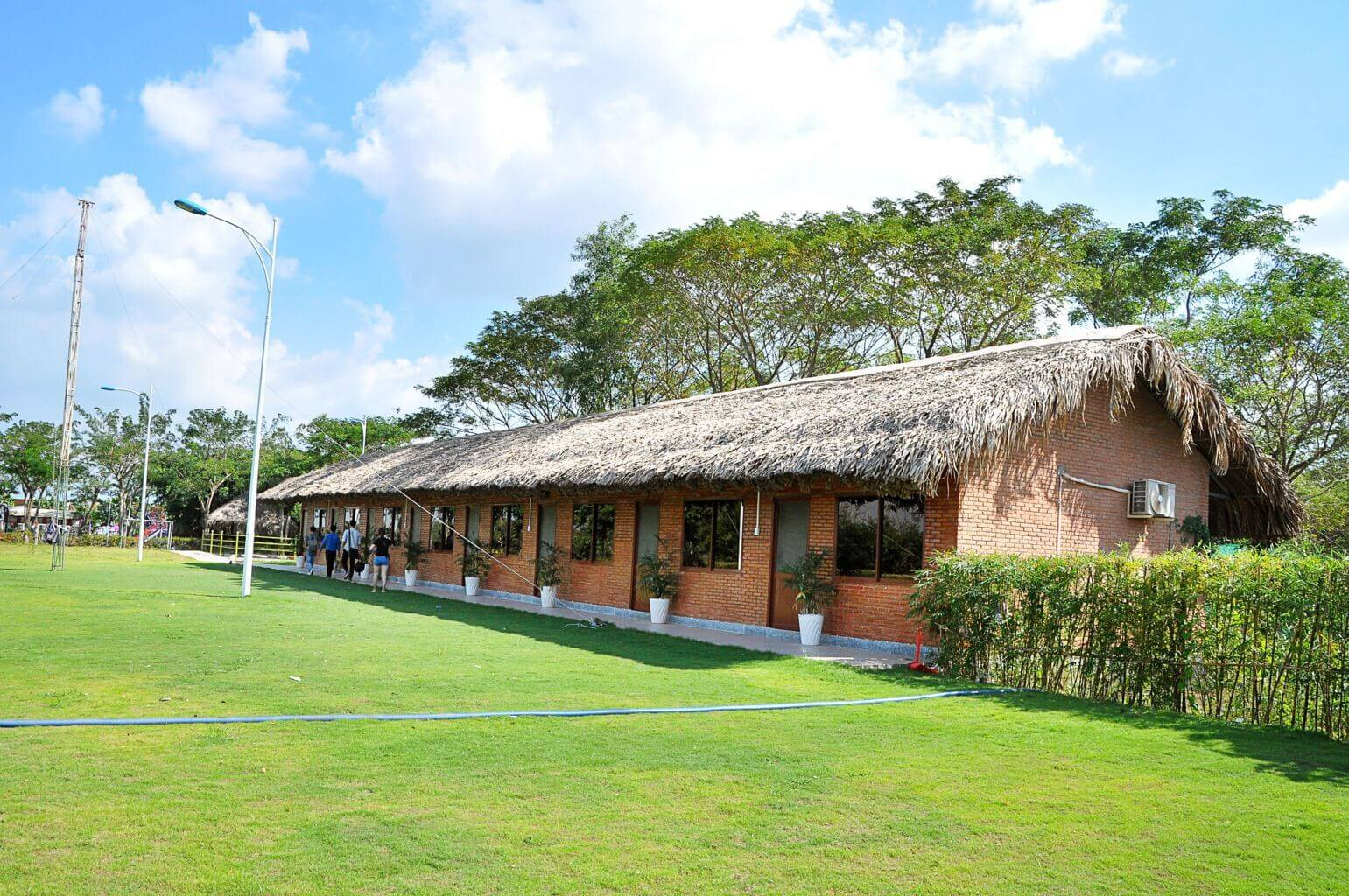 Trải nghiệm tour teambuilding 1 ngày tại Khu du lịch BCR (Nguồn: Sưu tầm) Trải nghiệm tour teambuilding 1 ngày tại Khu du lịch BCR (Nguồn: Sưu tầm)