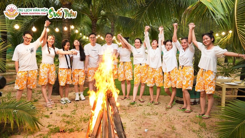 Suối Tiên là địa điểm tổ chức tour teambuilding 2 ngày 1 đêm lý tưởng với nhiều hoạt động giải trí thú vị Suối Tiên là địa điểm tổ chức tour teambuilding 2 ngày 1 đêm lý tưởng với nhiều hoạt động giải trí thú vị