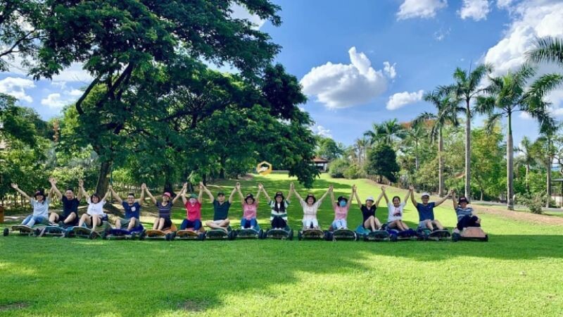 Tour teambuilding 2 ngày 1 đêm tại khu du lịch Vườn Xoài (Nguồn: Sưu tầm) Tour teambuilding 2 ngày 1 đêm tại khu du lịch Vườn Xoài (Nguồn: Sưu tầm)