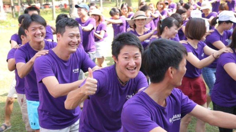 Trò chơi “Bàn tay ma thuật” khởi động nhẹ nhàng cho các thành viên (Nguồn: Sưu tầm) Trò chơi “Bàn tay ma thuật” khởi động nhẹ nhàng cho các thành viên (Nguồn: Sưu tầm)