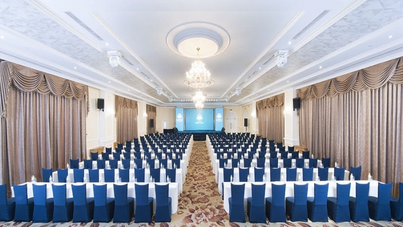 MerPerle Crystal Palace nổi bật với thiết kế sang trọng phong cách Á – Âu