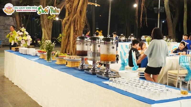 Teabreak nhẹ nhàng ấm cúng, tạo không gian thư giãn gắn kết cho khách mời 